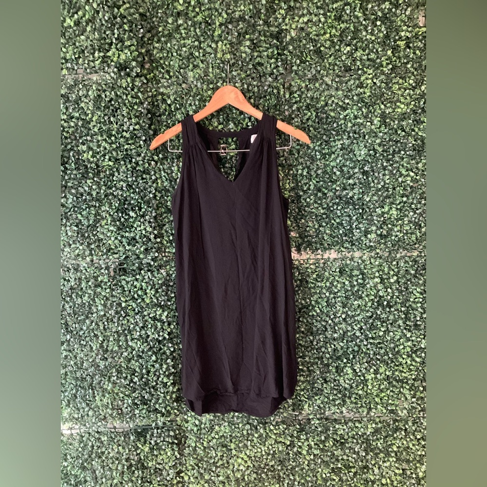 Old Navy Black Sleeveless Tunic